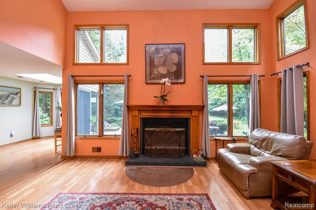 713 KNIBBE Road, Lake Orion, MI 48362 — Photo 10