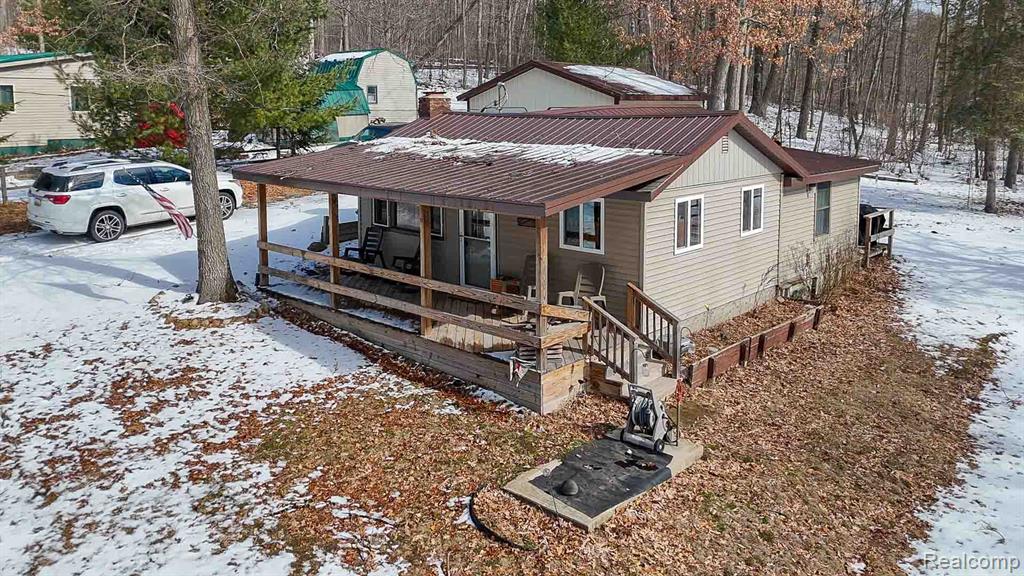 4712 Poplar Drive, Harrison, MI 48625 — Photo 2