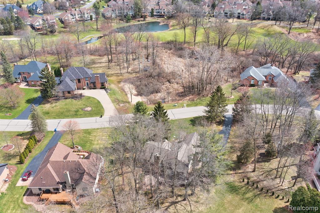 4435 OAK POINTE Drive, Brighton, MI 48116 — Photo 75
