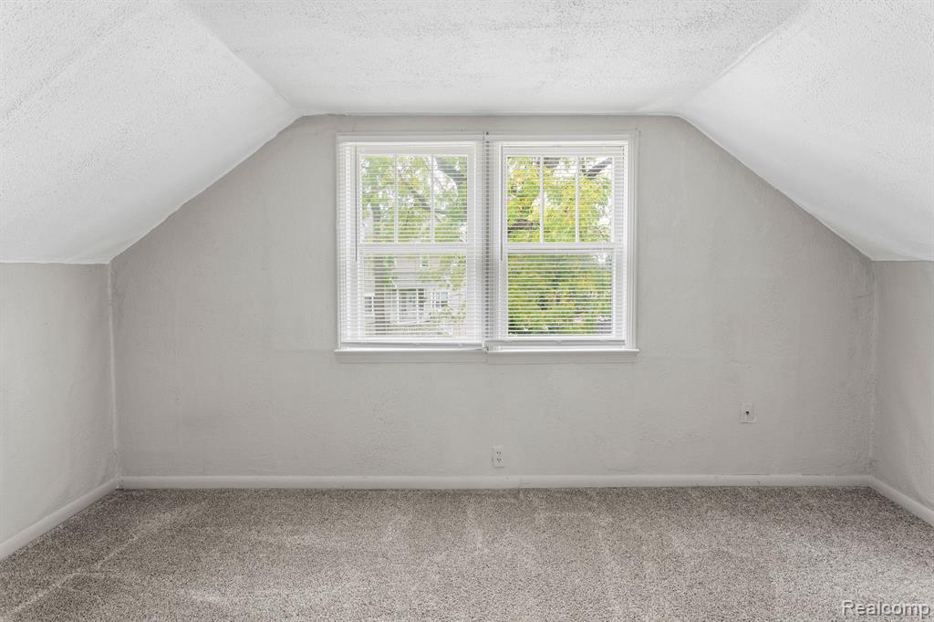 46 SMITH Court, Lake Orion, MI 48362 — Photo 34