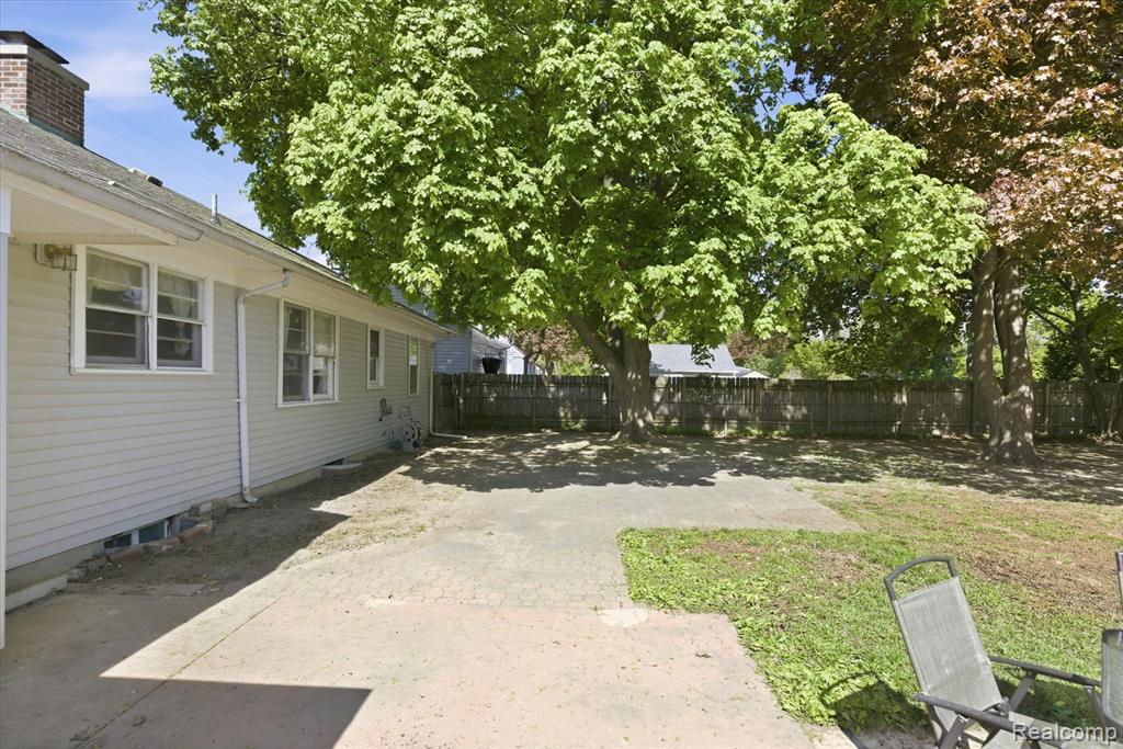 1137 E Main Street, Flushing, MI 48433 — Photo 36