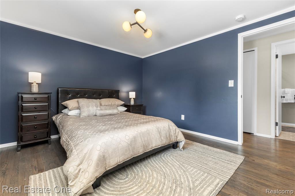 5011 Thorncroft Avenue, Royal Oak, MI 48073 — Photo 33