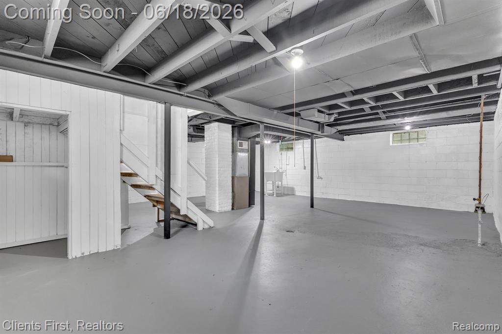 19963 Goulburn Street, Detroit, MI 48205 — Photo 22
