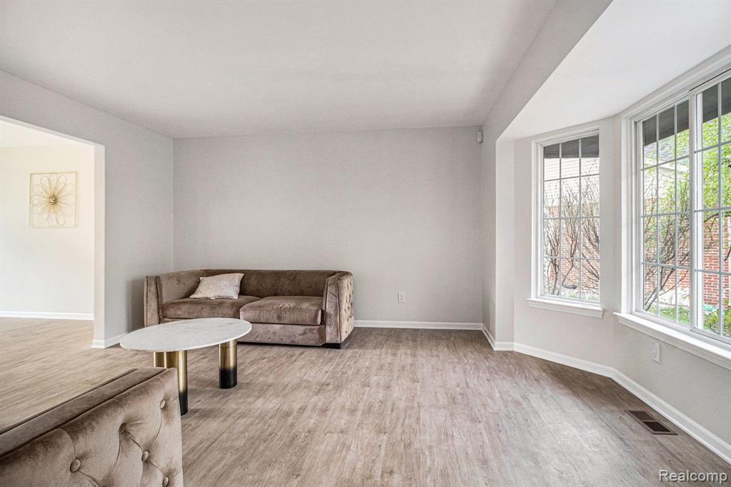 40882 BLUESPRINGS Street E, Canton, MI 48188 — Photo 4