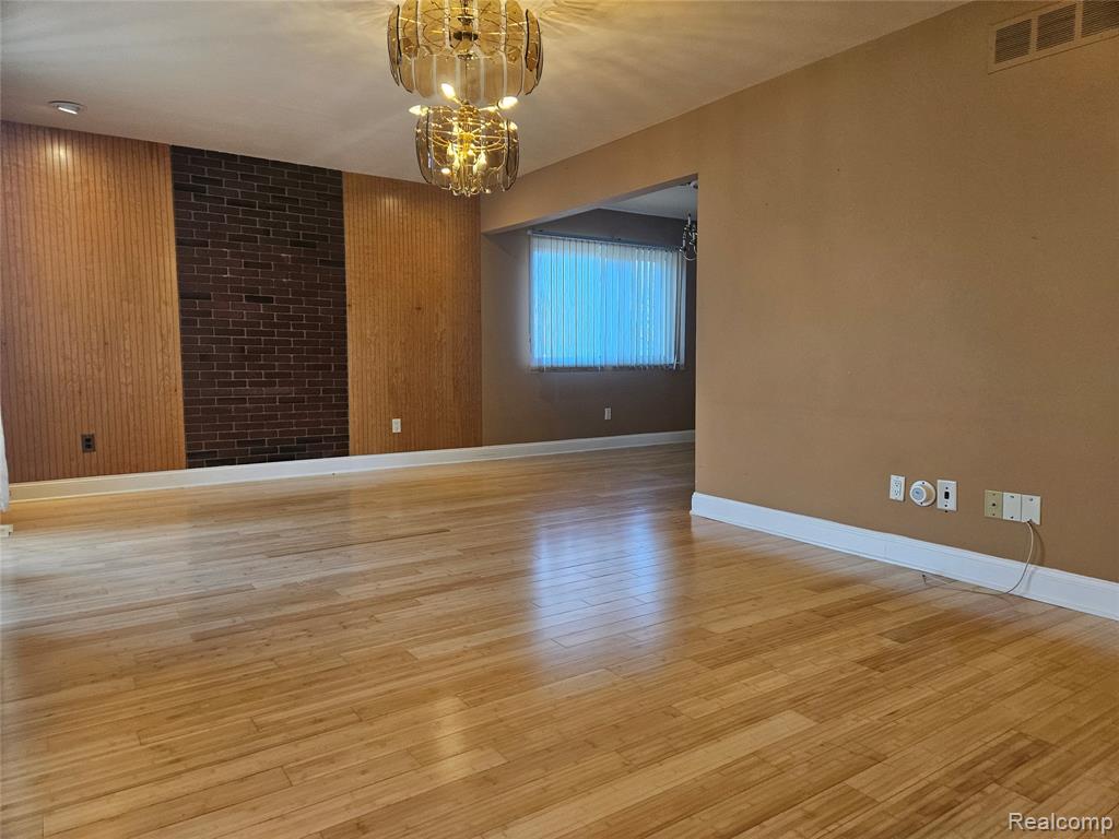8596 Hampshire Drive, Sterling Heights, MI 48313 — Photo 2