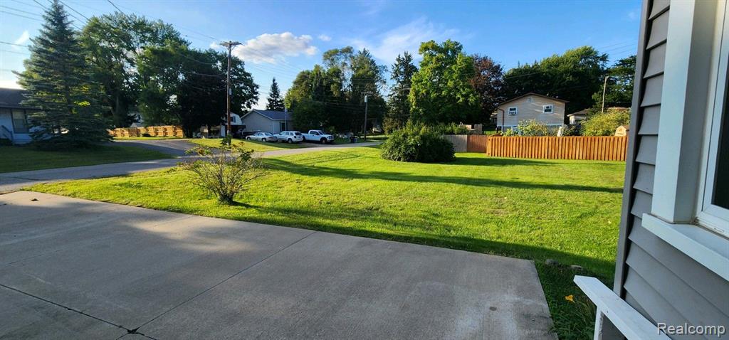 609 E MAIN Street, Pinckney, MI 48169 — Photo 14