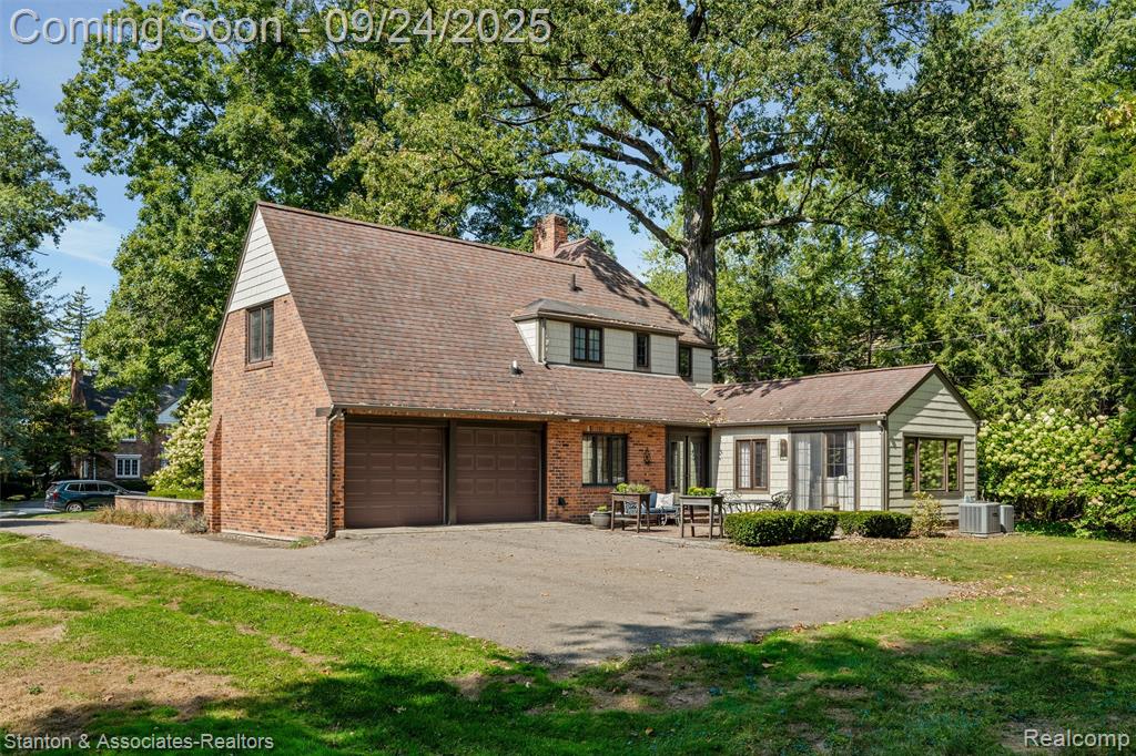 636 Waddington Street, Bloomfield Hills, MI 48301 — Photo 51