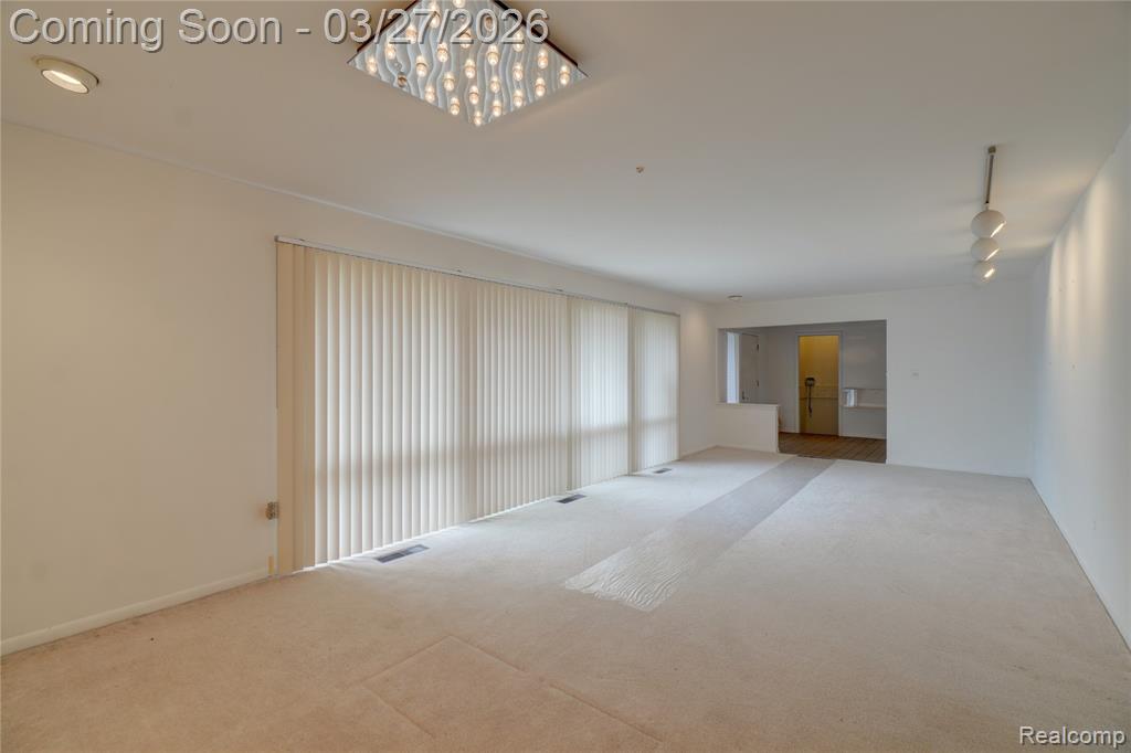 6974 Woodside Trail, West Bloomfield, MI — Photo 4