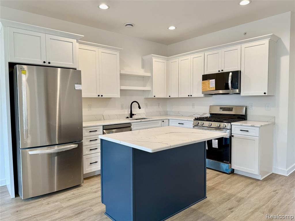 437 Village Drive, Walled Lake, MI 48390 — Photo 12