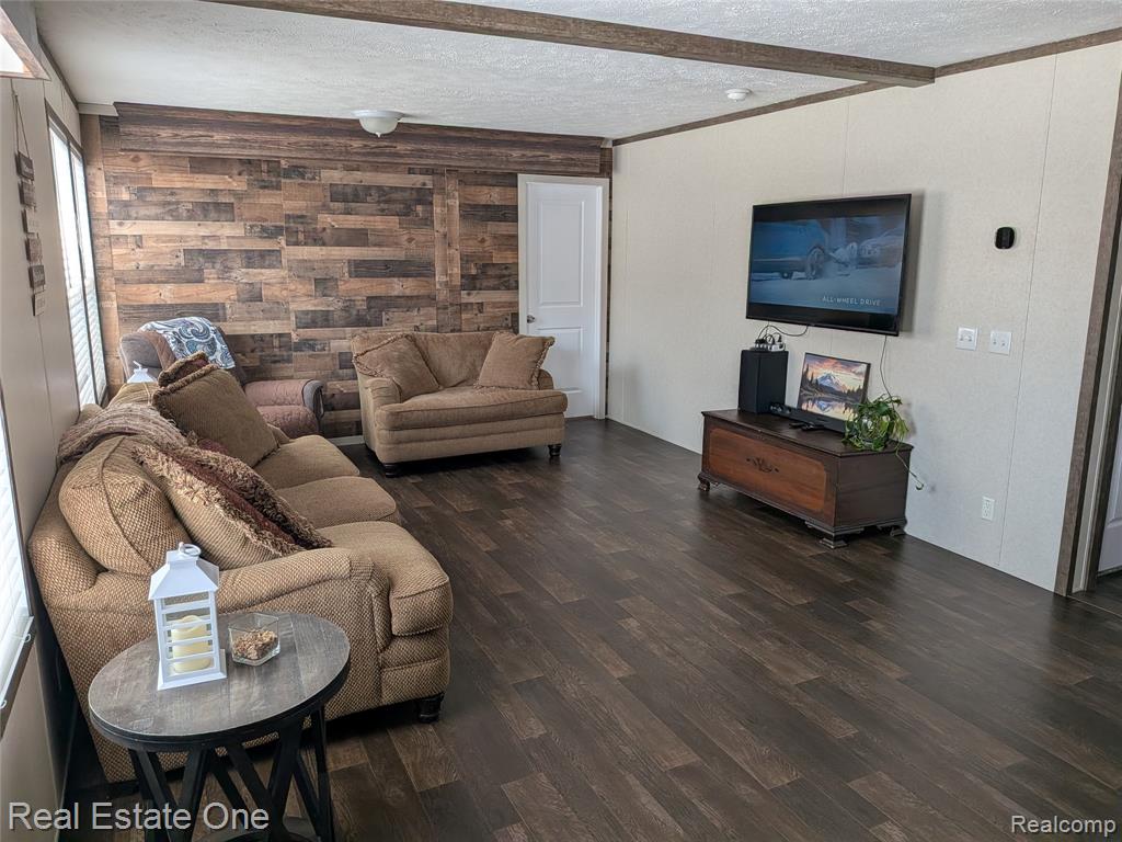 573 Turquoise Drive, Whitmore Lake, MI 48189 — Photo 4