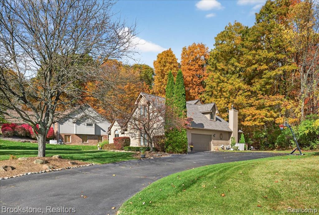 9748 Forest Ridge Drive, Clarkston, MI 48348 — Photo 2