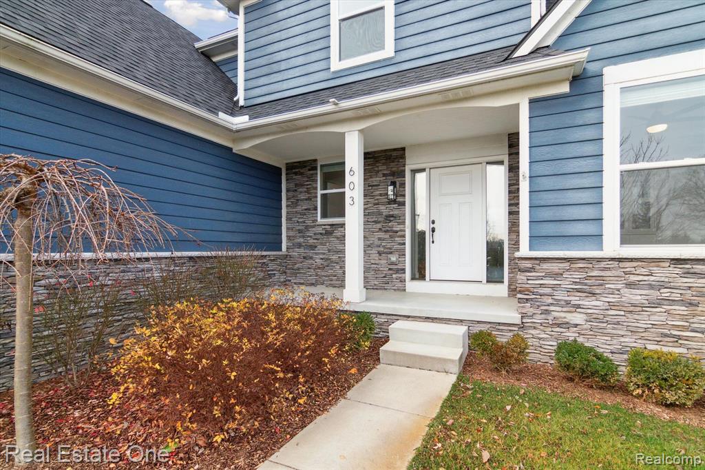 603 BRAXWOOD Place, Milford, MI 48381 — Photo 5