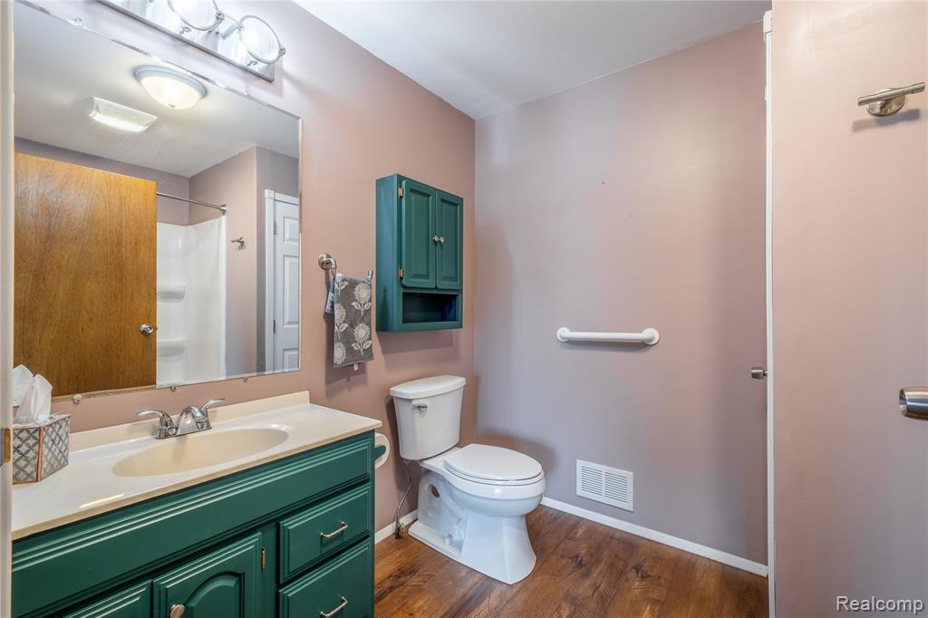 9600 Hamill Road, Otisville, MI 48463 — Photo 15
