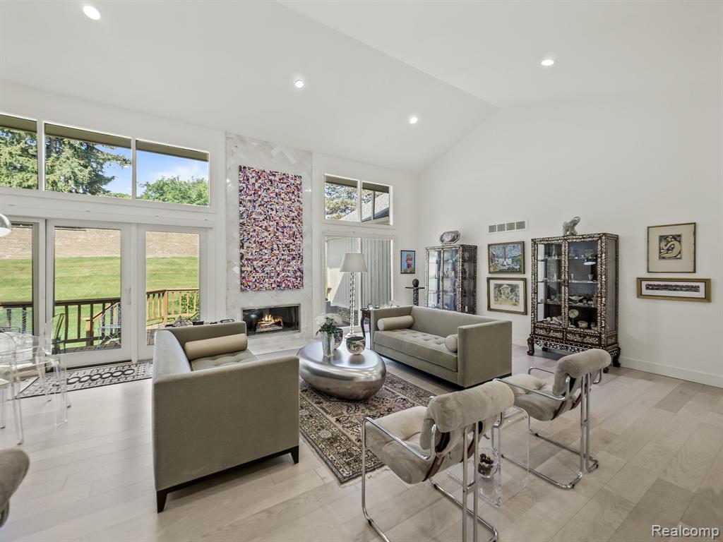 6420 Apple Grove Lane, Bloomfield Hills, MI 48301 — Photo 7