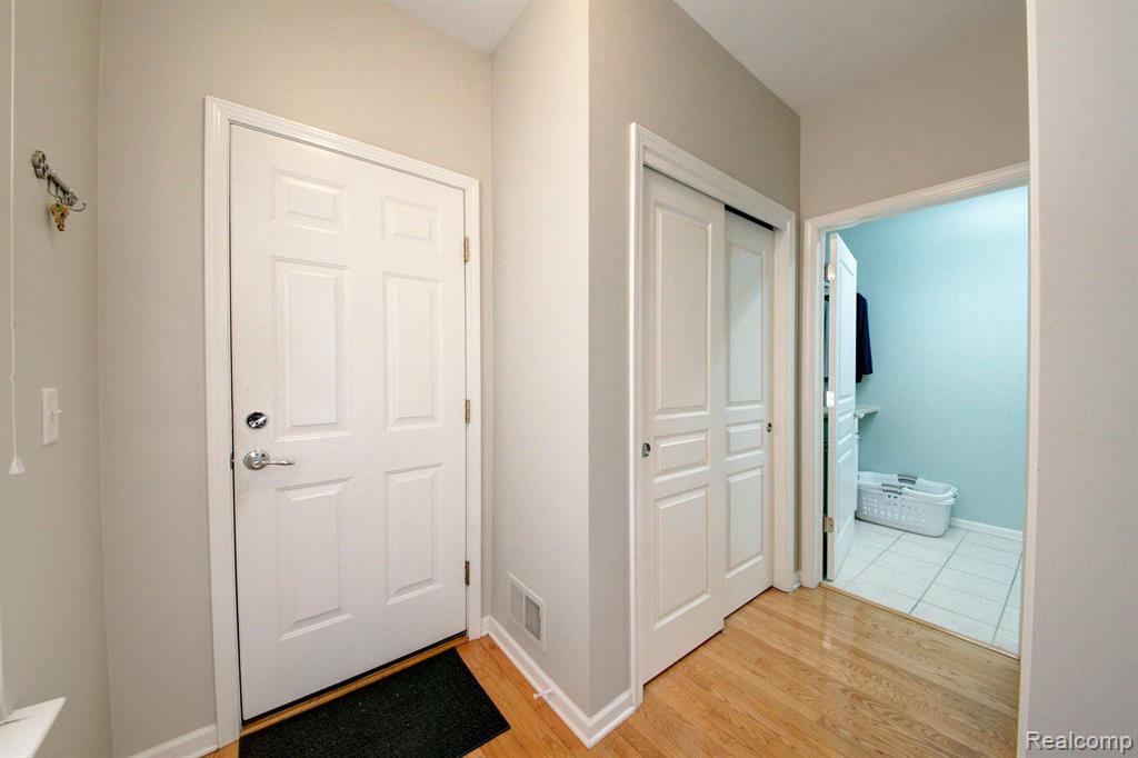 1947 VANDERBILT Road, Canton, MI 48188 — Photo 16