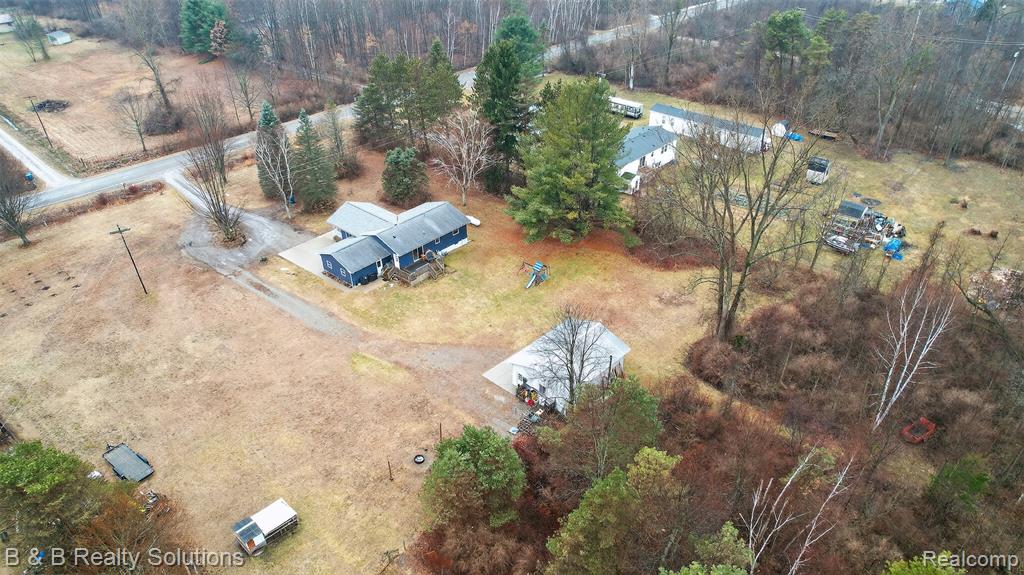 3280 Waltan Road, Vassar, MI 48768 — Photo 38