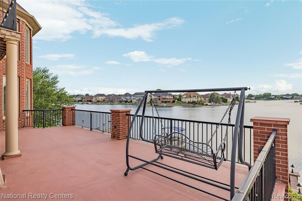 51577 Merry Lane, Utica, MI 48316 — Photo 18