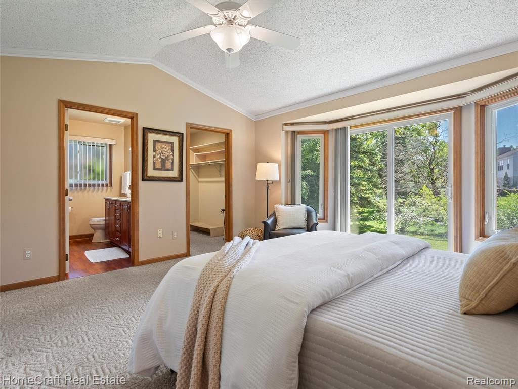 45019 MIDDLEBURY Court, Canton, MI 48188 — Photo 19
