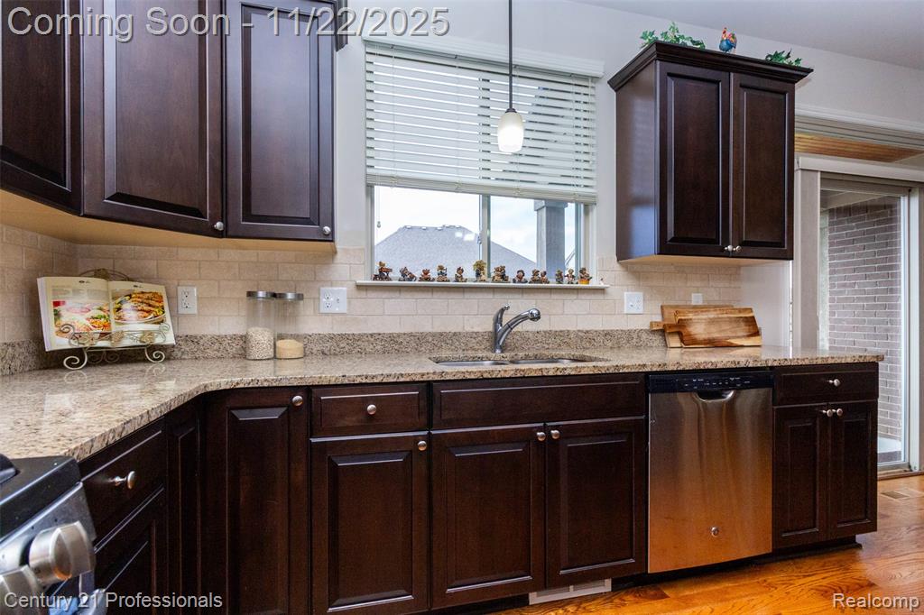 43835 Pheasant Lane, Clinton Twp, MI 48038 — Photo 14