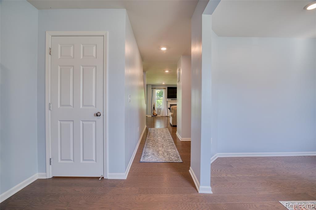 14212 Laurelwood Drive, Van Buren, MI 48111 — Photo 9