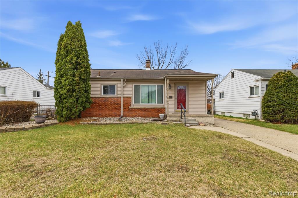 6457 Deering Street, Garden City, MI — Photo 2