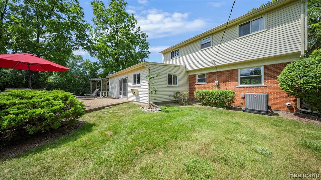 8267 Church Road, Grosse Ile, MI 48138 — Photo 43