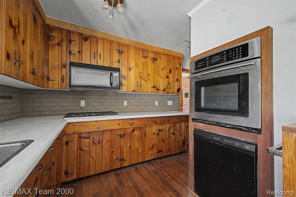2145 Oakville Waltz Road, Ash, MI 48164 — Photo 12