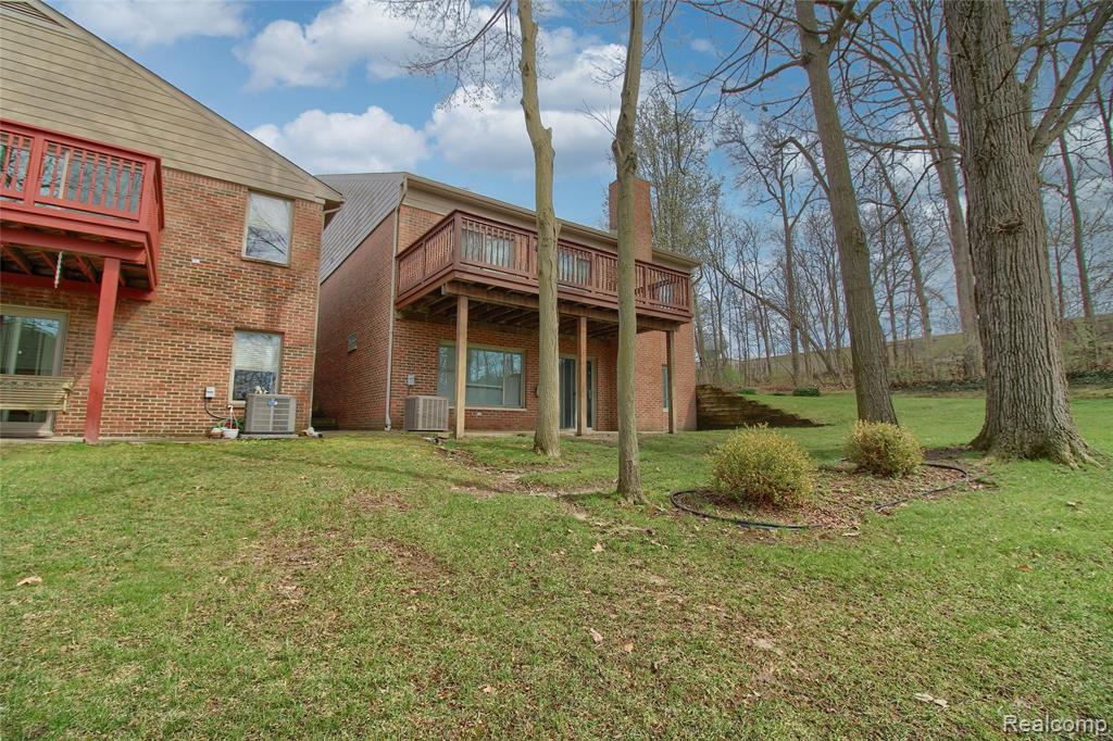 505 Willow Drive, 26, South Lyon, MI 48178 — Photo 35