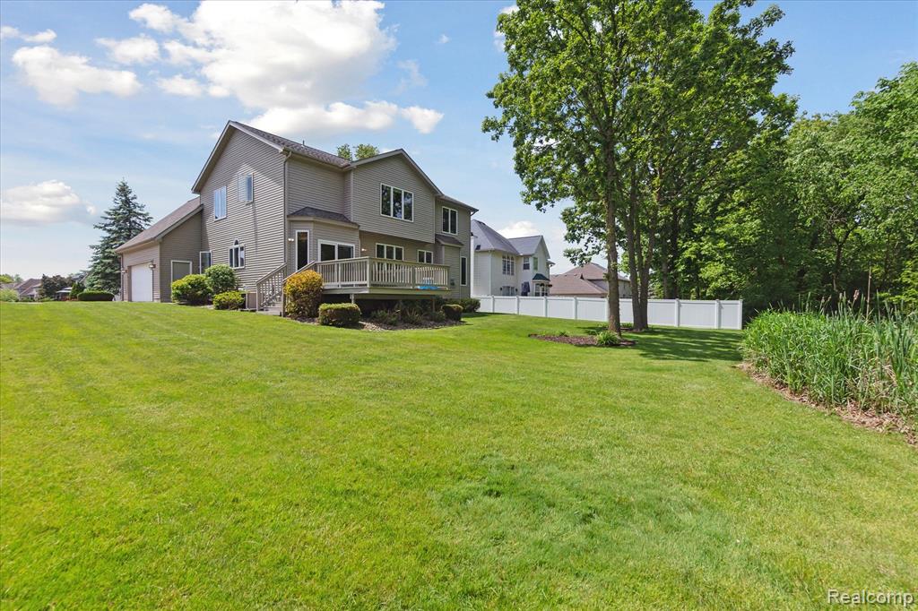 672 Morningside Drive, Grand Blanc, MI 48439 — Photo 40