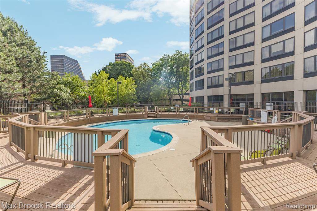 5000 Town Center, 2605, Southfield, MI 48075 — Photo 35