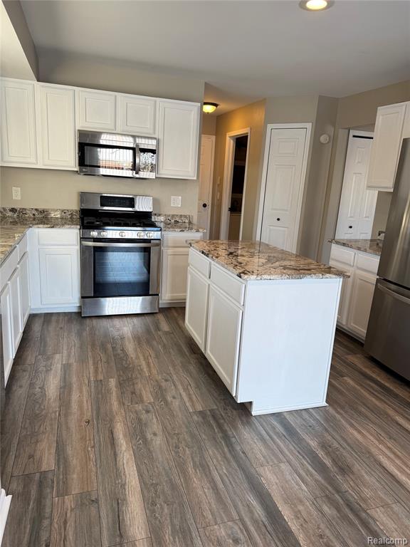 42600 Pinehurst Drive, Clinton Twp, MI 48036 — Photo 6