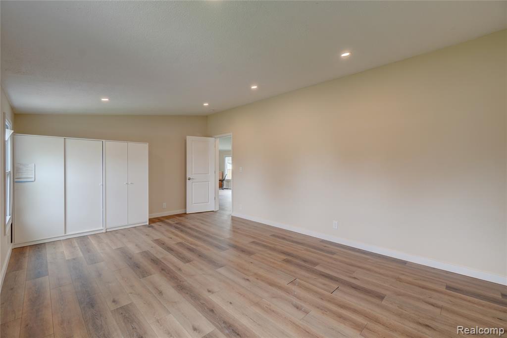 5112 Princess Street, Dearborn Heights, MI 48125 — Photo 12