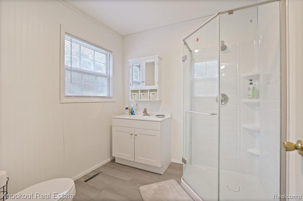 10456 Nichols Road, Montrose, MI 48457 — Photo 17