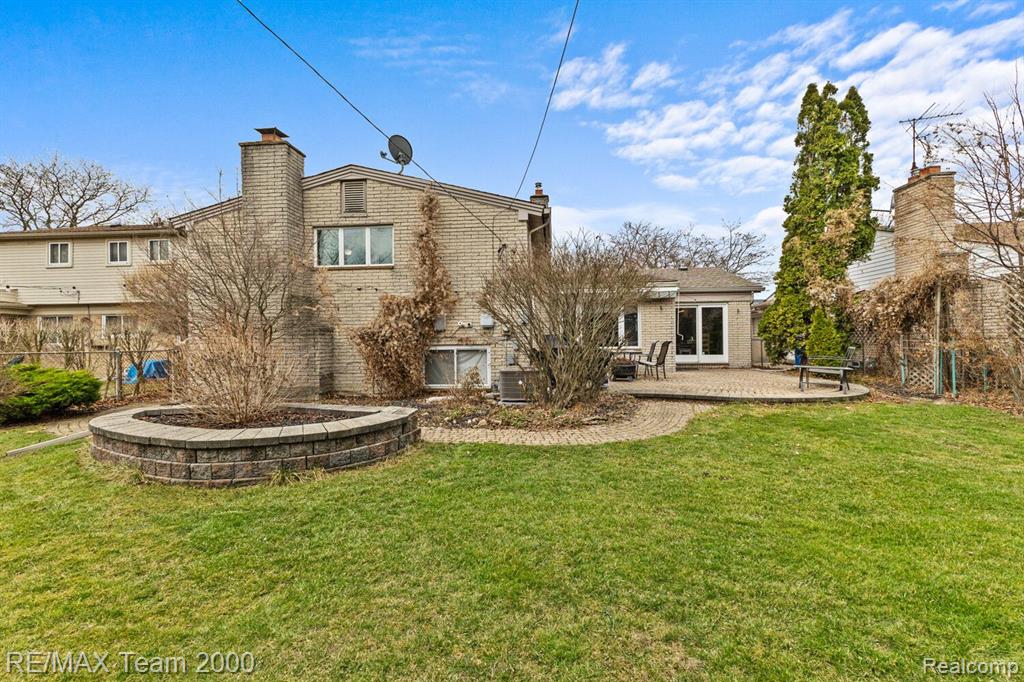 708 DOVER Street, Dearborn Heights, MI 48127 — Photo 29