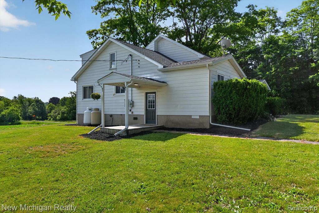 11374 Lahring Road, Byron, MI 48418 — Photo 4