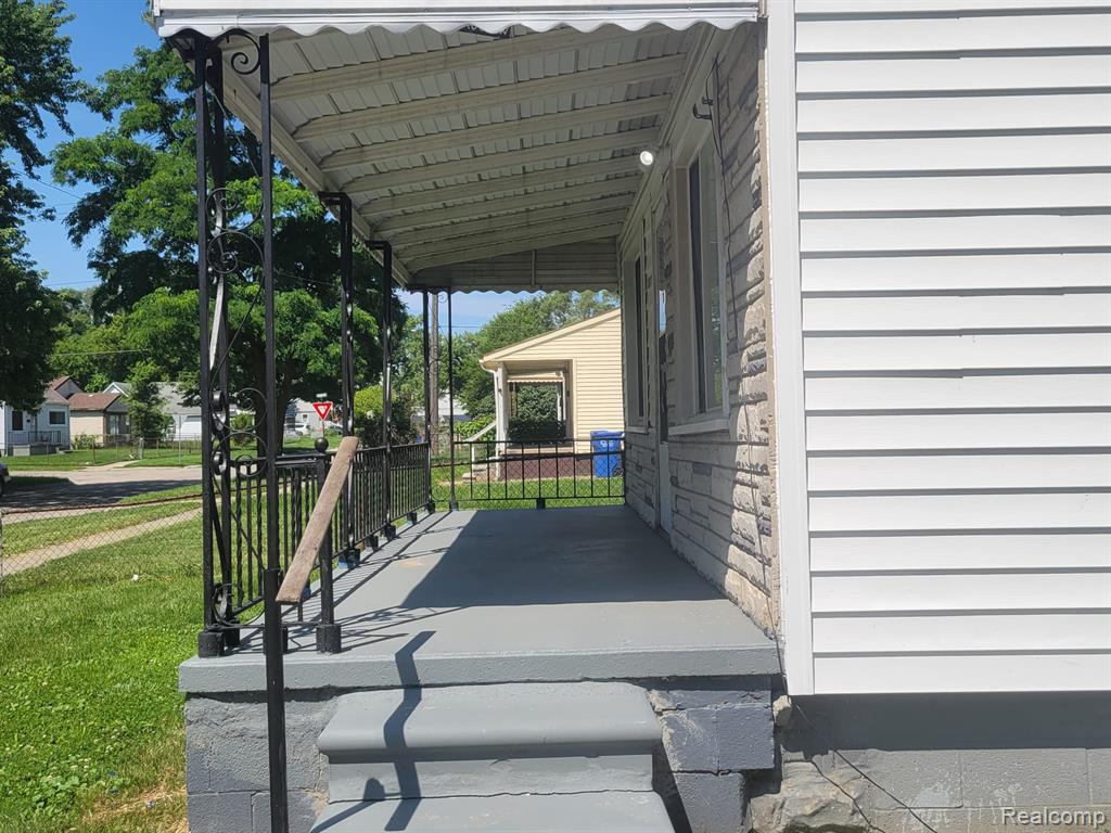 7027 Chalmers Avenue, Warren, MI 48091 — Photo 6