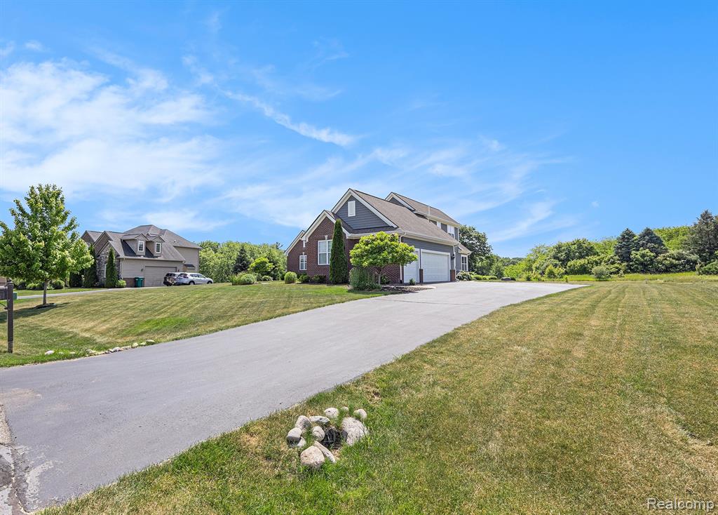 8269 Meadowridge, Clarkston, MI 48348 — Photo 3