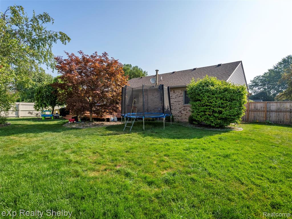 52873 D W Seaton Drive, New Baltimore, MI 48047 — Photo 29