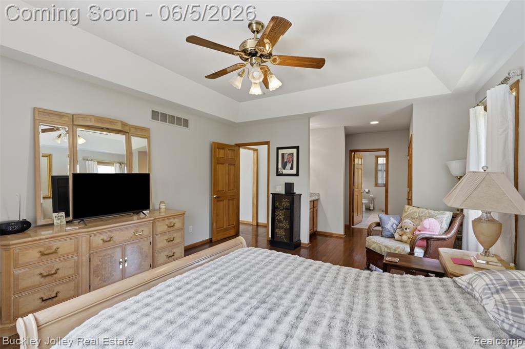 1889 Sharp Sand Circle, Brighton, MI 48114 — Photo 15