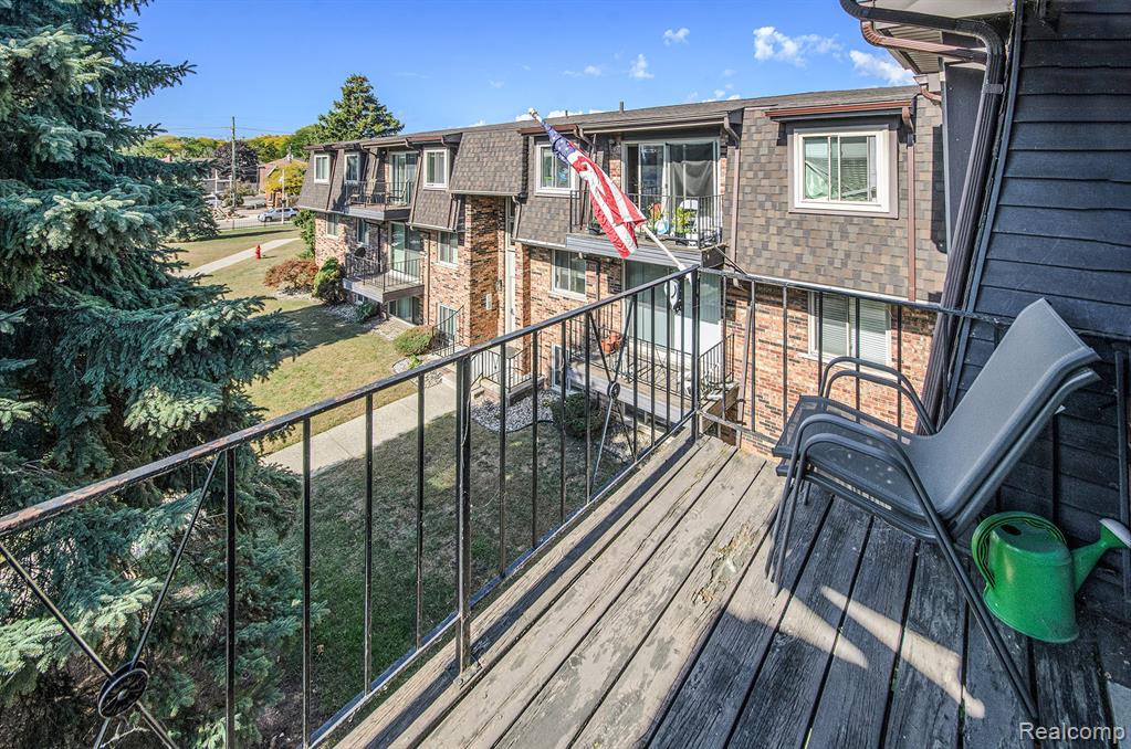 510 Riviera Drive, 157, Saint Clair Shores, MI 48080 — Photo 14