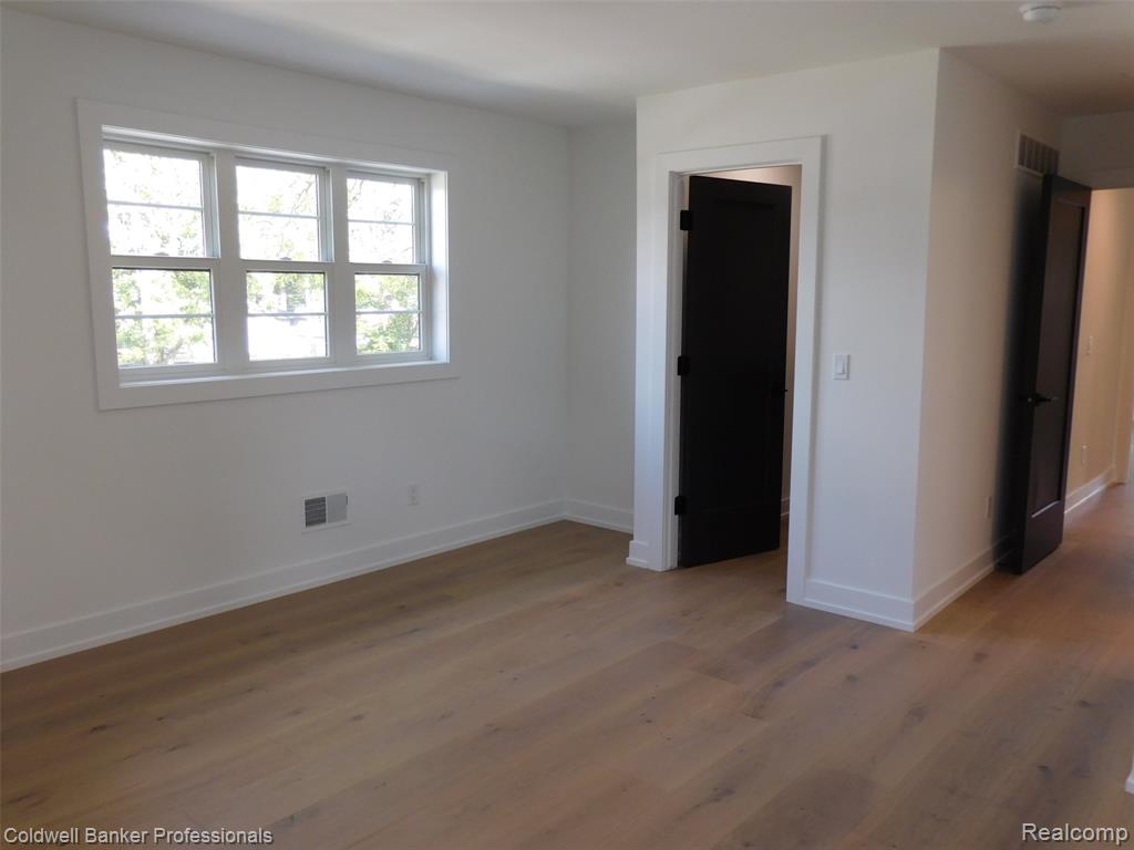 4247 Hampton Boulevard, Royal Oak, MI 48073 — Photo 40