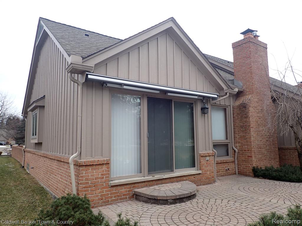 37711 AMBER Drive, Farmington Hills, MI 48331 — Photo 8