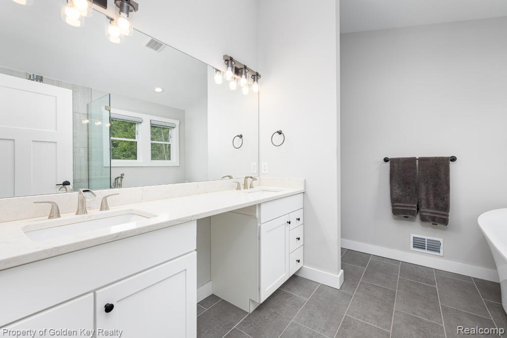 8860 N Canton Center Road, Plymouth, MI 48170 — Photo 17