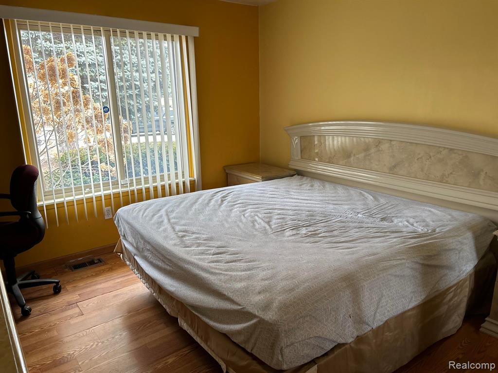 39581 Edgemont Drive, Sterling Heights, MI 48310 — Photo 14