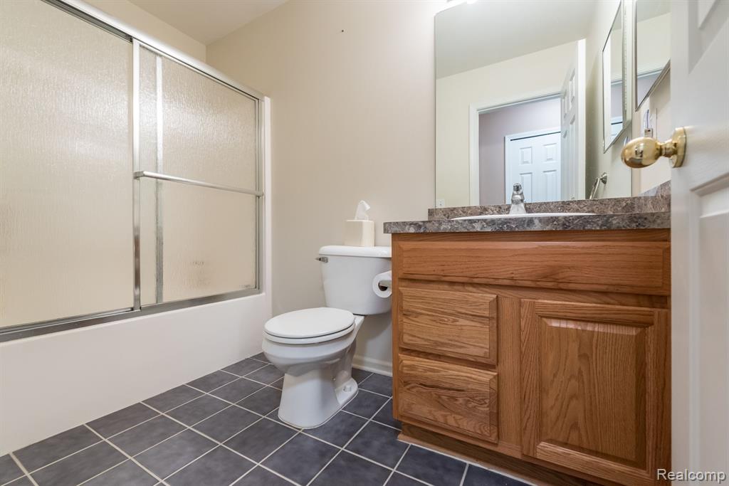 769 TAYLOR Street, Chelsea, MI 48118 — Photo 19