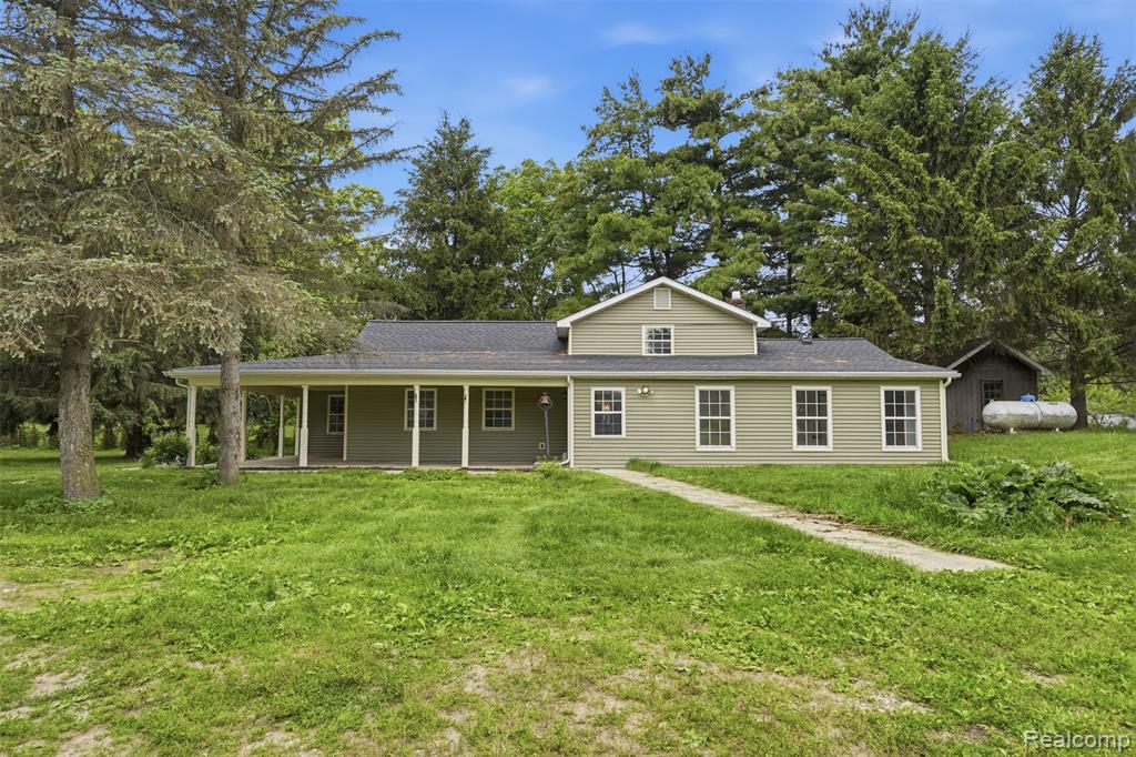 8573 W Lovejoy Road, Byron, MI 48418