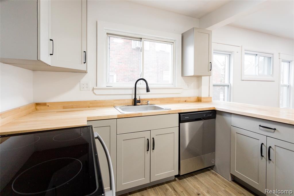 18306 Stoepel Street, Detroit, MI 48221 — Photo 10