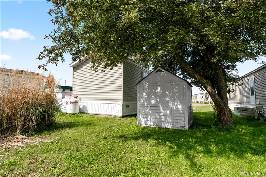 11731 Valerie Lane, Whitmore Lake, MI 48189 — Photo 21