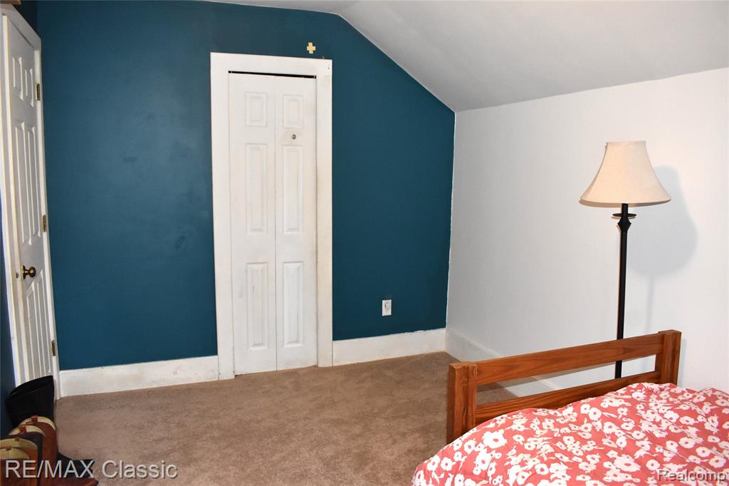 135 Park Avenue, Holly, MI 48442 — Photo 23