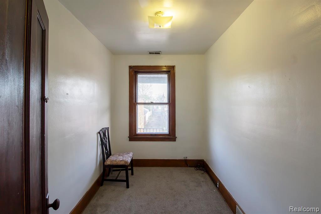 3273 Yemans Street, Hamtramck, MI 48212 — Photo 23